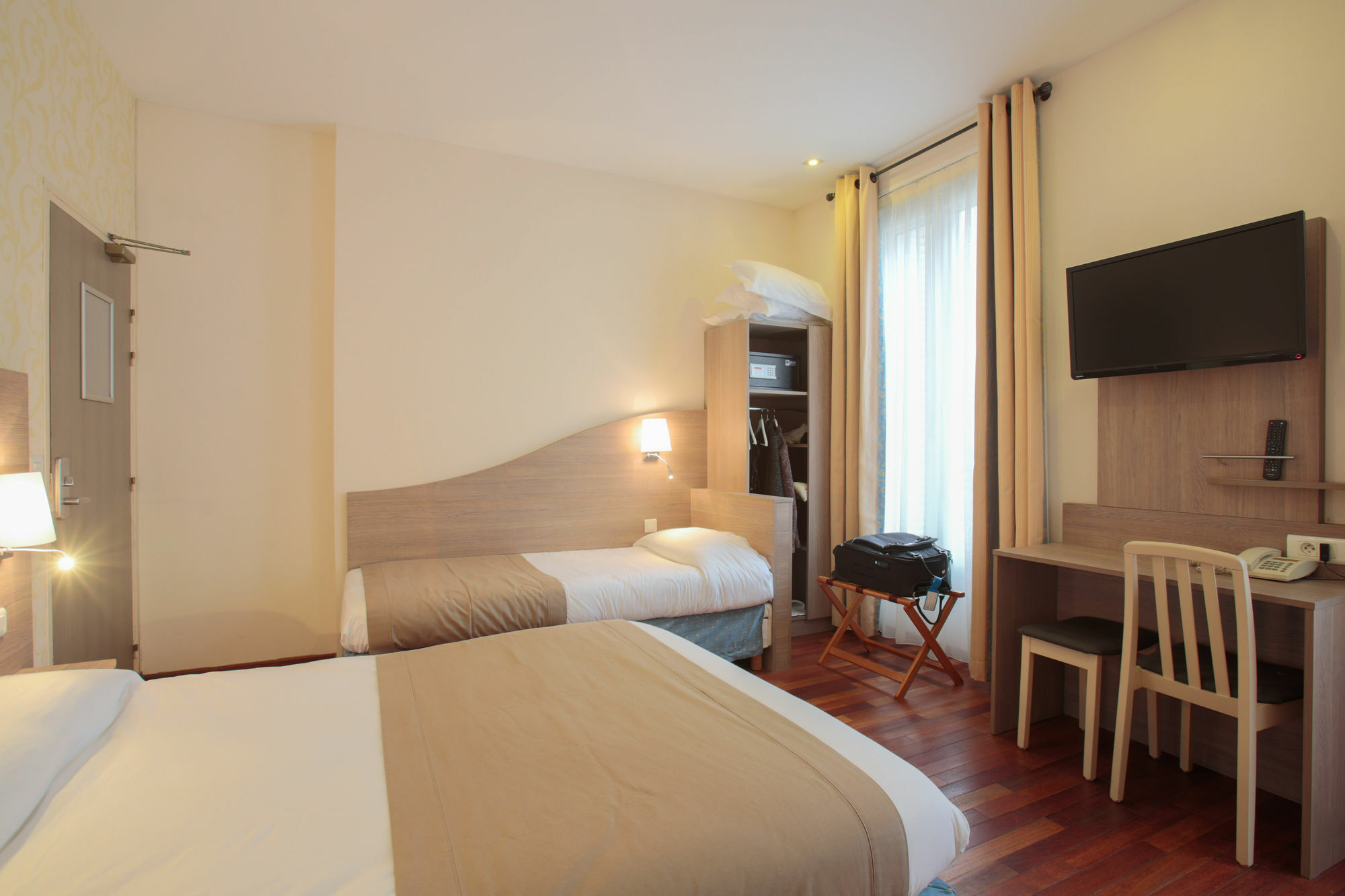Grand Hotel Du Loiret Paris Exterior photo